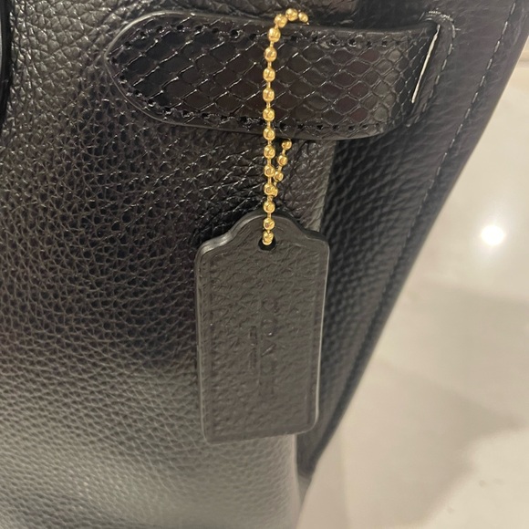 Coach Hanna Carryall Satchel Crossbody Snake-embossed with black pebbled leather - Picture 4 of 14